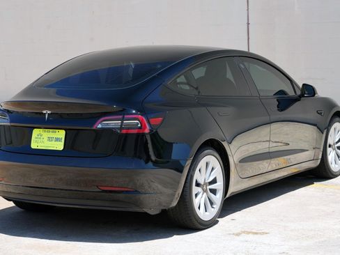 Used 2023 Tesla Model 3 Standard Range RWD image 53