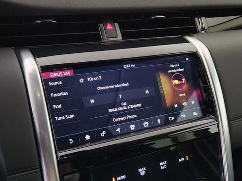 Used 2020 Land Rover Discovery Sport S image 19