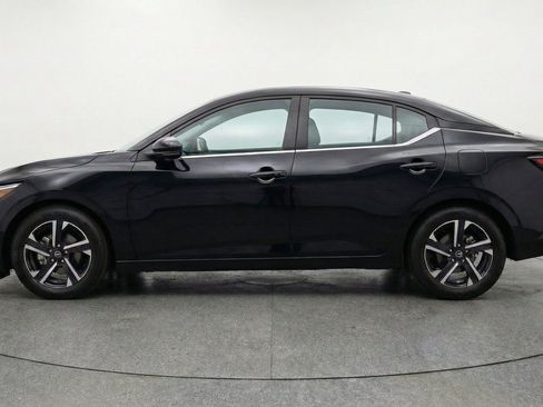 Used 2025 Nissan Sentra SV FWD image 5