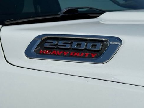 Used 2022 RAM 2500 Tradesman RWD image 9