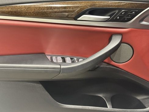 Certified 2023 BMW X4 xDrive30i w/ Premium Package image 18