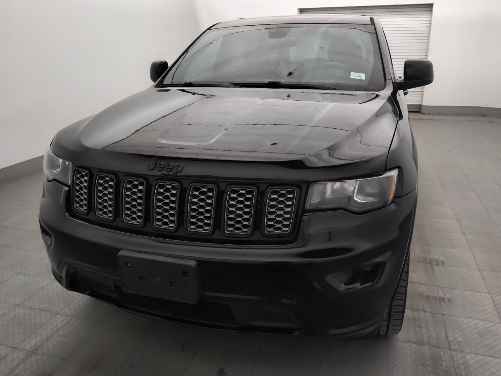 Used 2018 Jeep Grand Cherokee Altitude AWD/4WD image 15