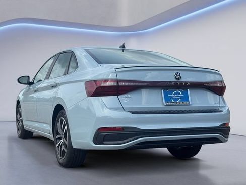 New 2026 Volkswagen Jetta SE FWD image 5