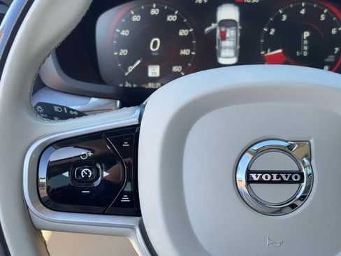 Used 2020 Volvo S60 T6 Momentum image 21