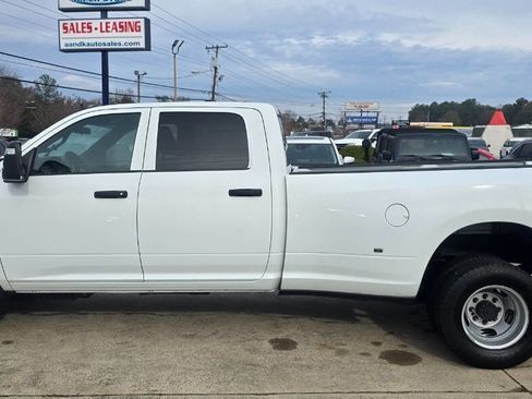 Used 2024 RAM 3500 Tradesman image 1
