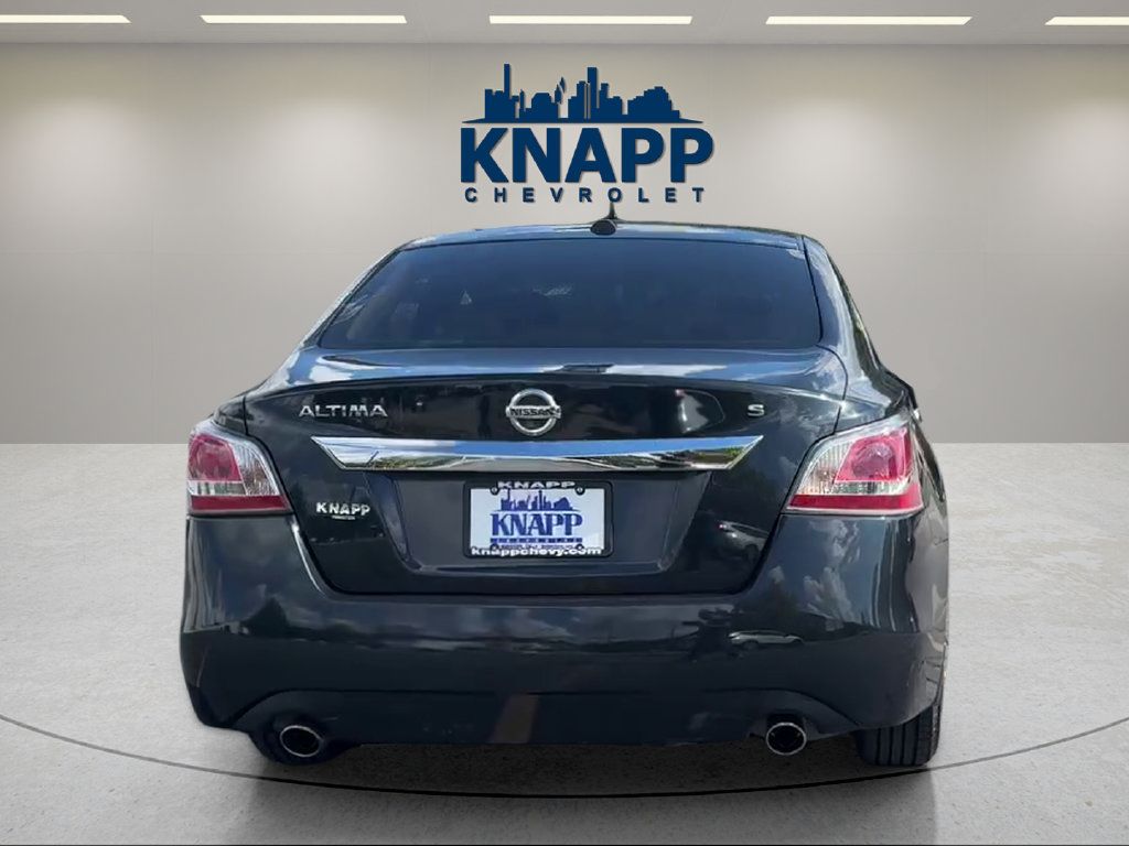 Used 2015 Nissan Altima 2.5 S w/ Power Driver Seat Package FWD image 4