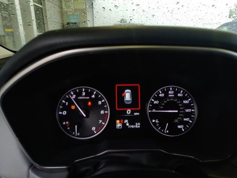 Used 2023 Subaru Outback Onyx Edition image 8