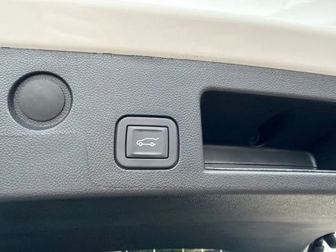 New 2026 GMC Terrain AT4 w/ Convenience Package III AWD/4WD image 27
