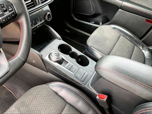 Used 2023 Ford Escape ST-Line FWD image 17