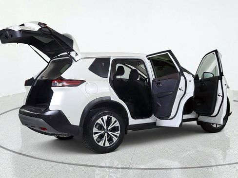 Used 2023 Nissan Rogue SV FWD image 14