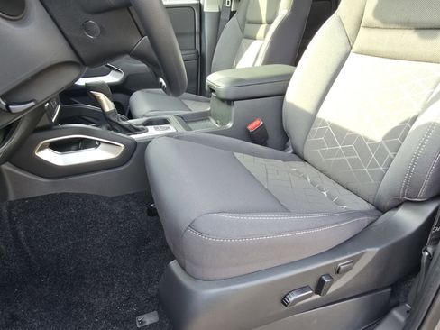 New 2026 Nissan Frontier SV image 13