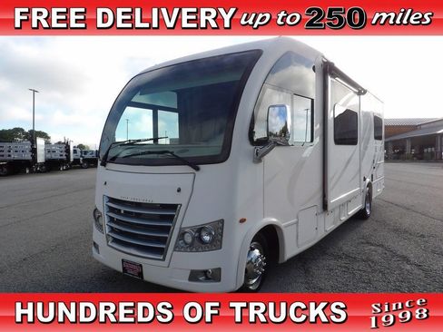 Used 2017 Ford E-450 and Econoline 450 Super Duty w/ A/C Prep Package RWD image 1