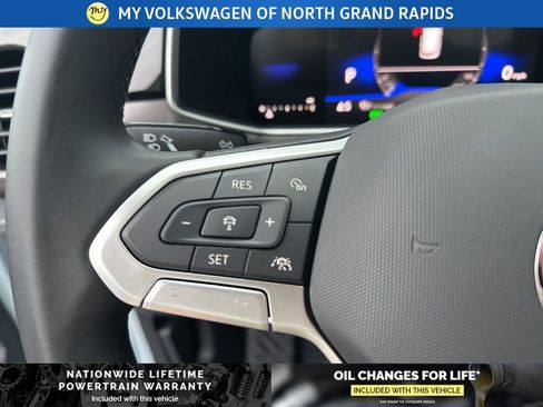 New 2026 Volkswagen Taos SE image 18