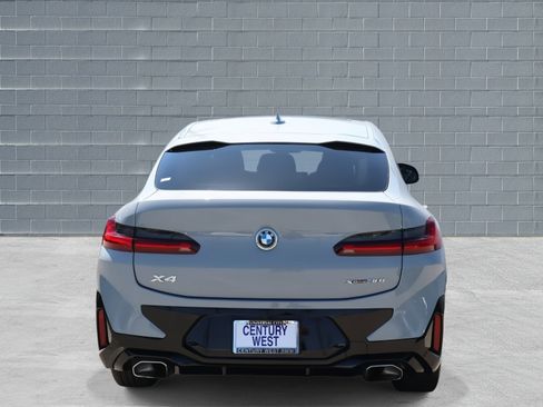 Used 2025 BMW X4 xDrive30i w/ Premium Package image 4