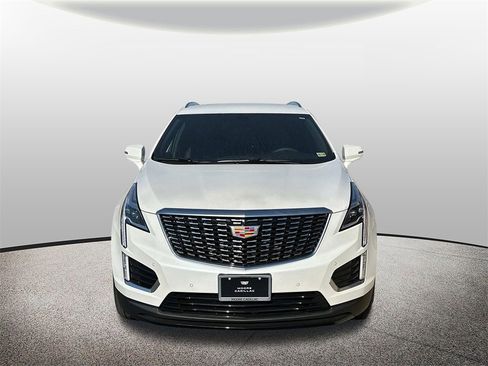 New 2025 Cadillac XT5 Luxury image 6