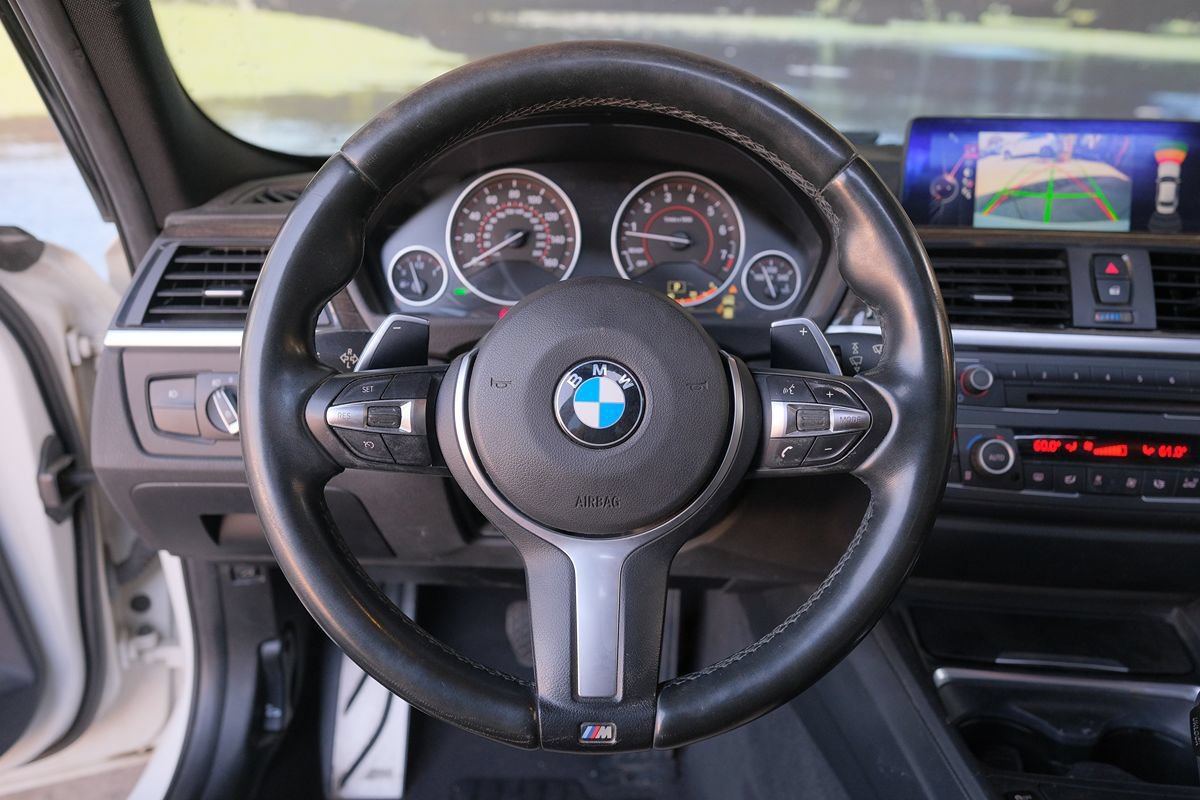 Used 2015 BMW 335i Sedan RWD image 14