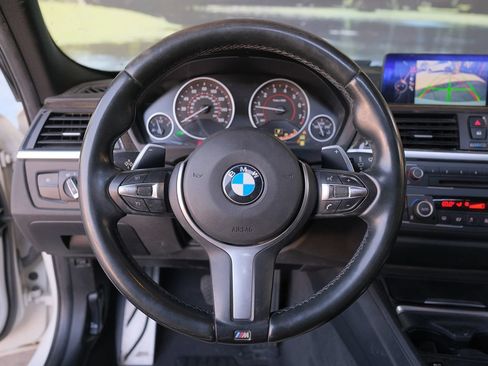 Used 2015 BMW 335i Sedan RWD image 14