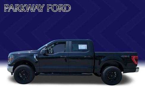 Used 2023 Ford F150 XLT AWD/4WD image 2