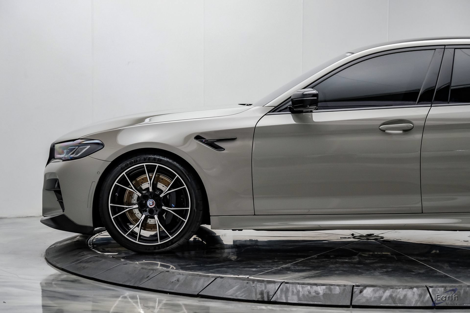 Used 2023 BMW M5 w/ Competition Package AWD/4WD image 8