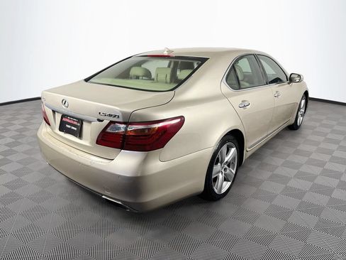 Used 2010 Lexus LS 460 RWD image 5