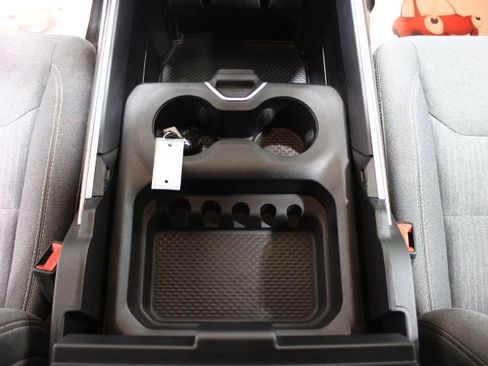 Used 2019 RAM 1500 Big Horn image 32