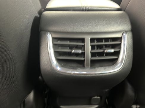 Used 2022 Chevrolet Malibu LT FWD image 35