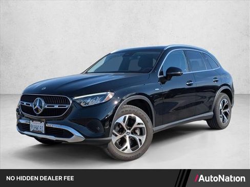 Used 2025 Mercedes-Benz GLC 350e 4MATIC image 1