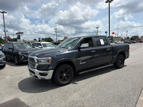 Used 2022 RAM 1500 Laramie AWD/4WD image 10