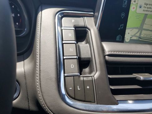 Used 2023 Chevrolet Suburban LT w/ LT Signature Package AWD/4WD image 30
