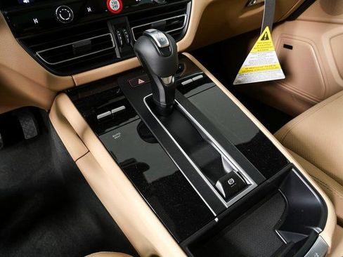 New 2026 Porsche Macan AWD/4WD image 19