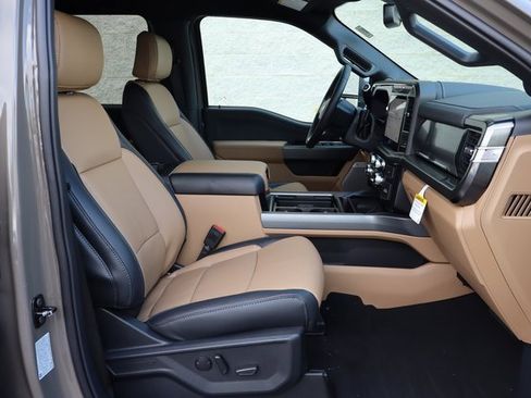 New 2026 Ford F250 Lariat w/ Chrome Package image 38