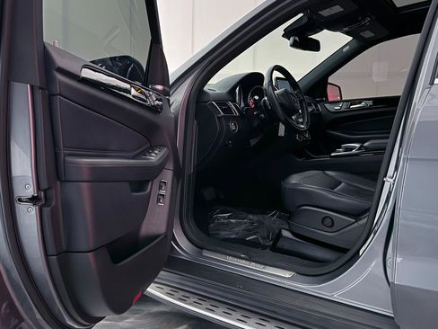 Used 2017 Mercedes-Benz GLS 450 4MATIC w/ Premium Package image 16