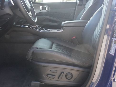 Used 2025 Kia Sorento SX Prestige AWD/4WD image 27