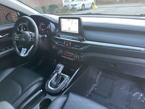 Used 2021 Kia Forte EX image 24