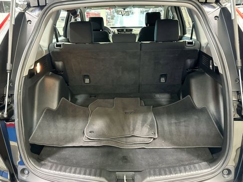 Used 2018 Honda CR-V LX image 32