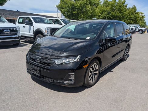 Used 2025 Honda Odyssey EX-L image 11