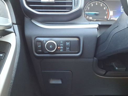 Certified 2023 Ford Explorer XLT w/ Equipment Group 202A image 16