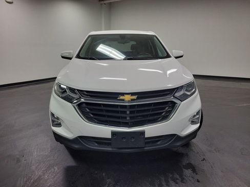 Used 2018 Chevrolet Equinox LT image 2