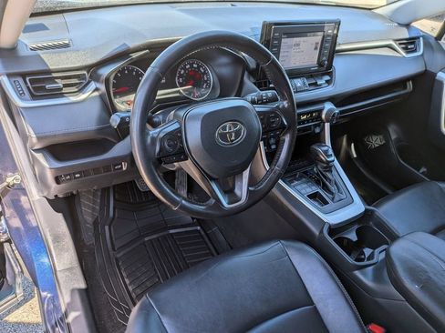 Used 2020 Toyota RAV4 XLE Premium w/ All Weather Liner Package AWD/4WD image 10