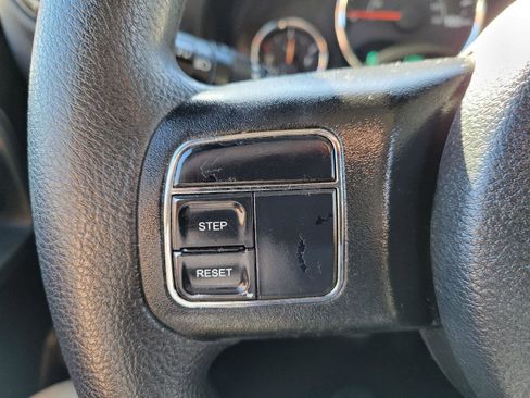 Used 2014 Jeep Wrangler Sport image 10