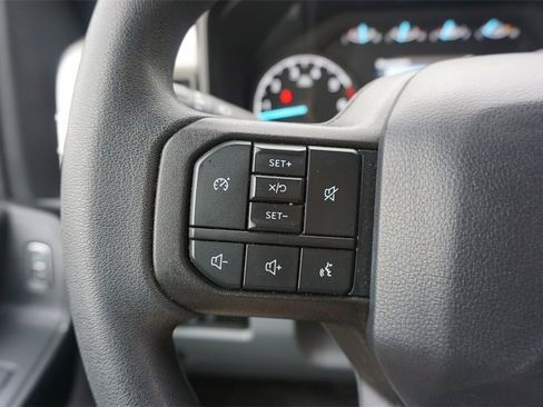 Used 2024 Ford F250 XL w/ XL Chrome Package image 8