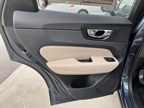 Used 2026 Volvo XC60 B5 Plus w/ Protection Package Premier AWD/4WD image 18