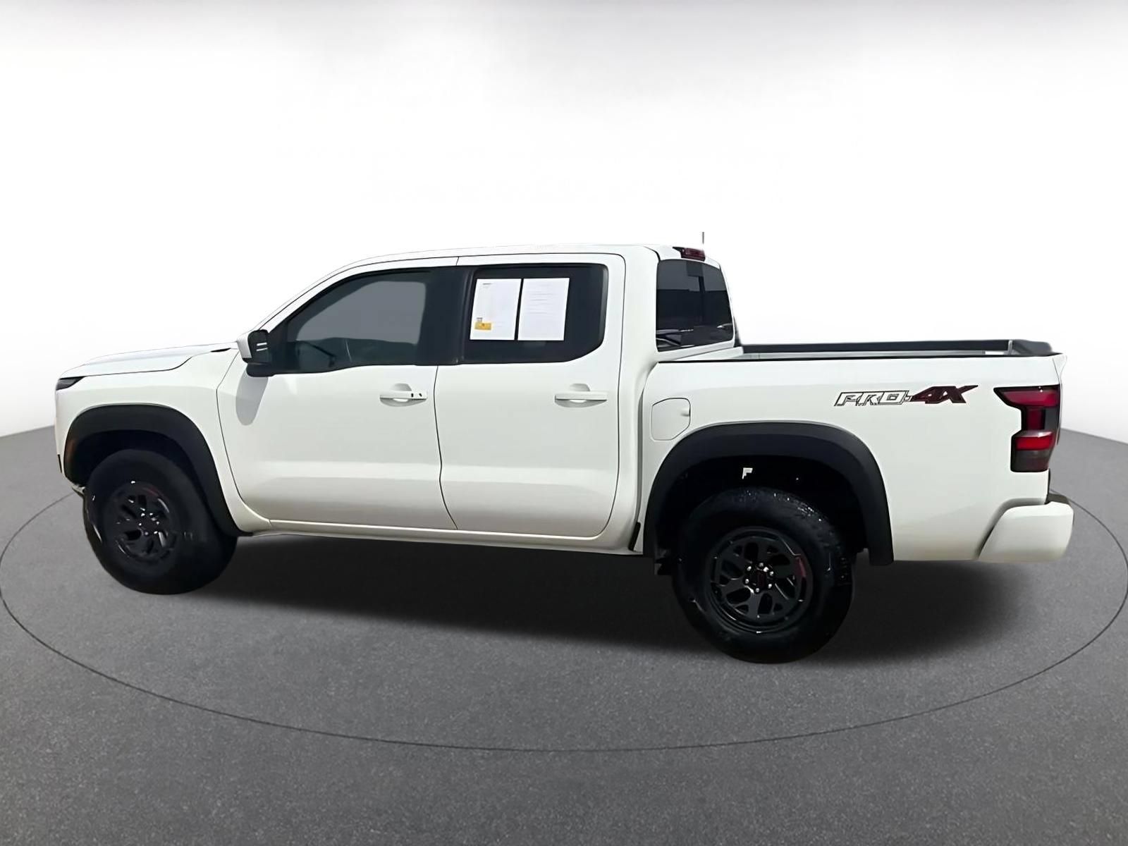 Used 2026 Nissan Frontier PRO-4X AWD/4WD image 9