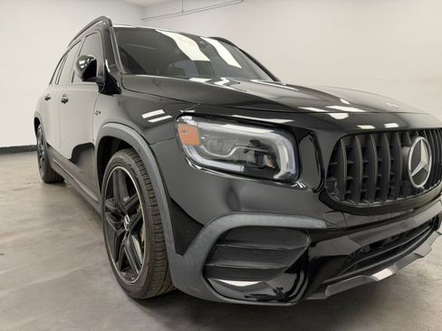 Used 2022 Mercedes-Benz GLB 35 AMG 4MATIC image 21