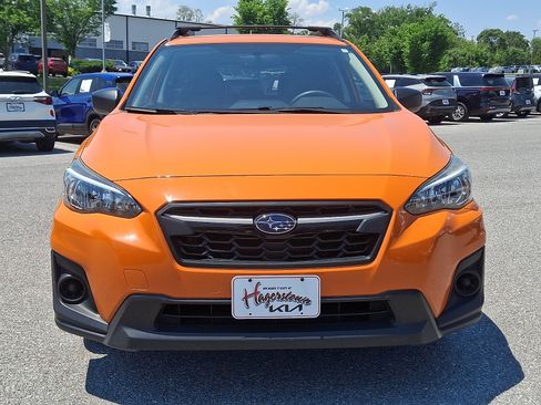 Used 2018 Subaru Crosstrek 2.0i AWD/4WD image 2