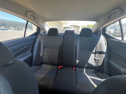 Used 2025 Nissan Versa SV FWD image 35