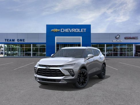 New 2026 Chevrolet Blazer LT w/ LPO, Black Sport Package image 8