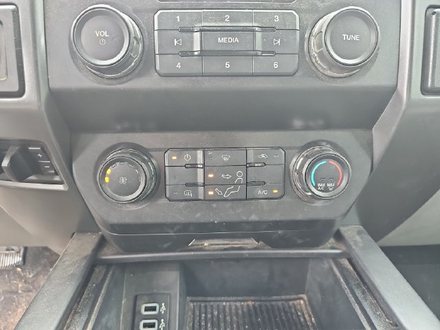Used 2019 Ford F250 XLT w/ XLT Value Package AWD/4WD image 22