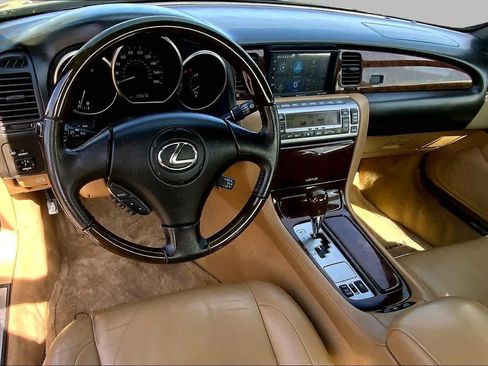 Used 2007 Lexus SC 430 Convertible RWD image 5