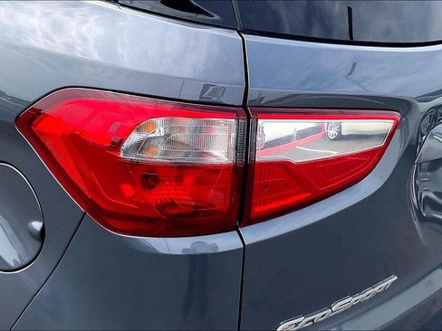 Used 2021 Ford EcoSport SE FWD image 34